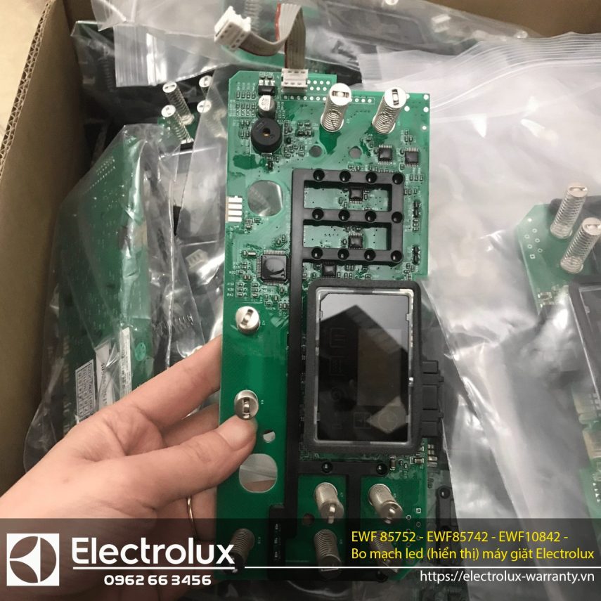 BẢO HÀNH ELECTROLUX